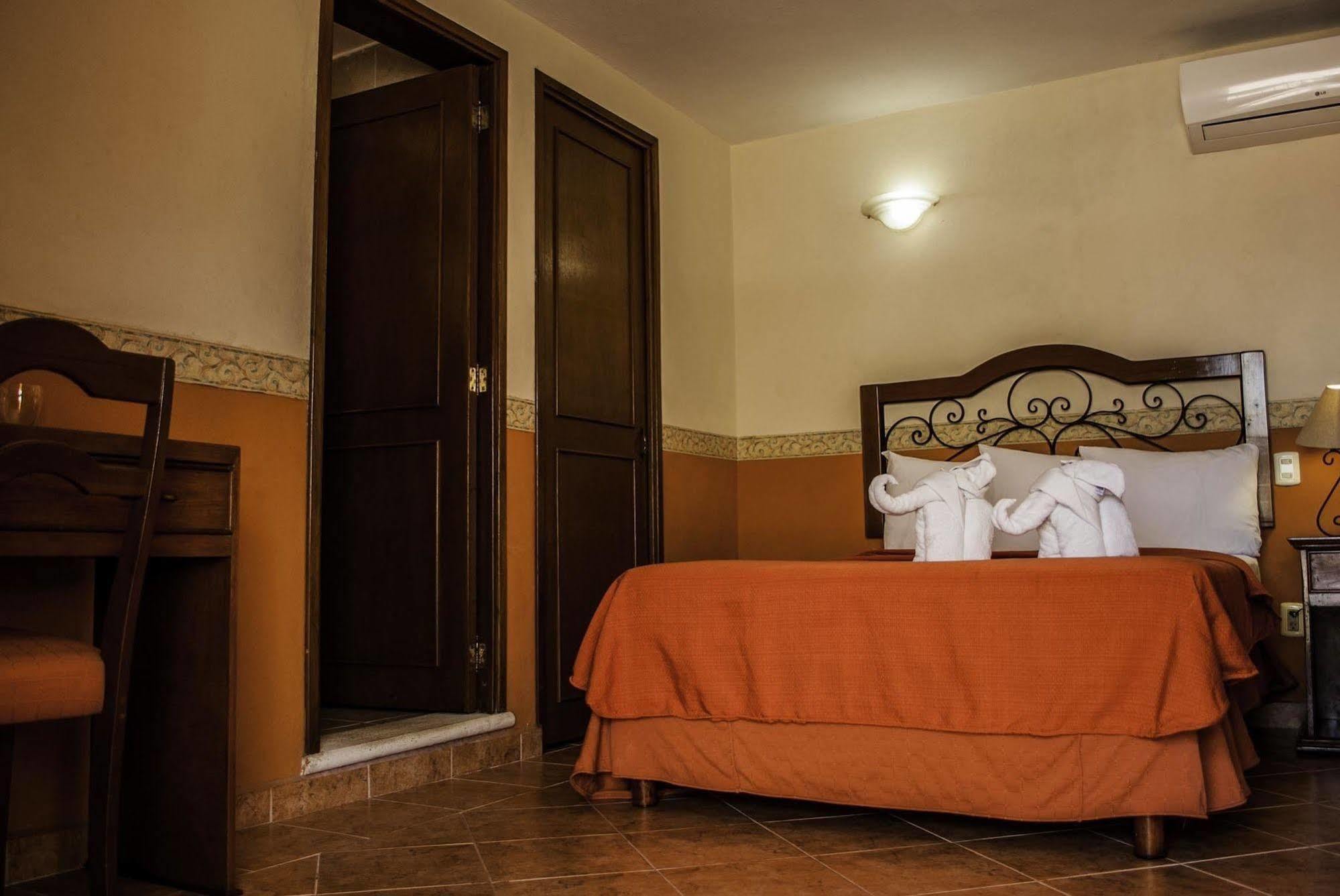 Maya Campeche Hotel Exterior foto